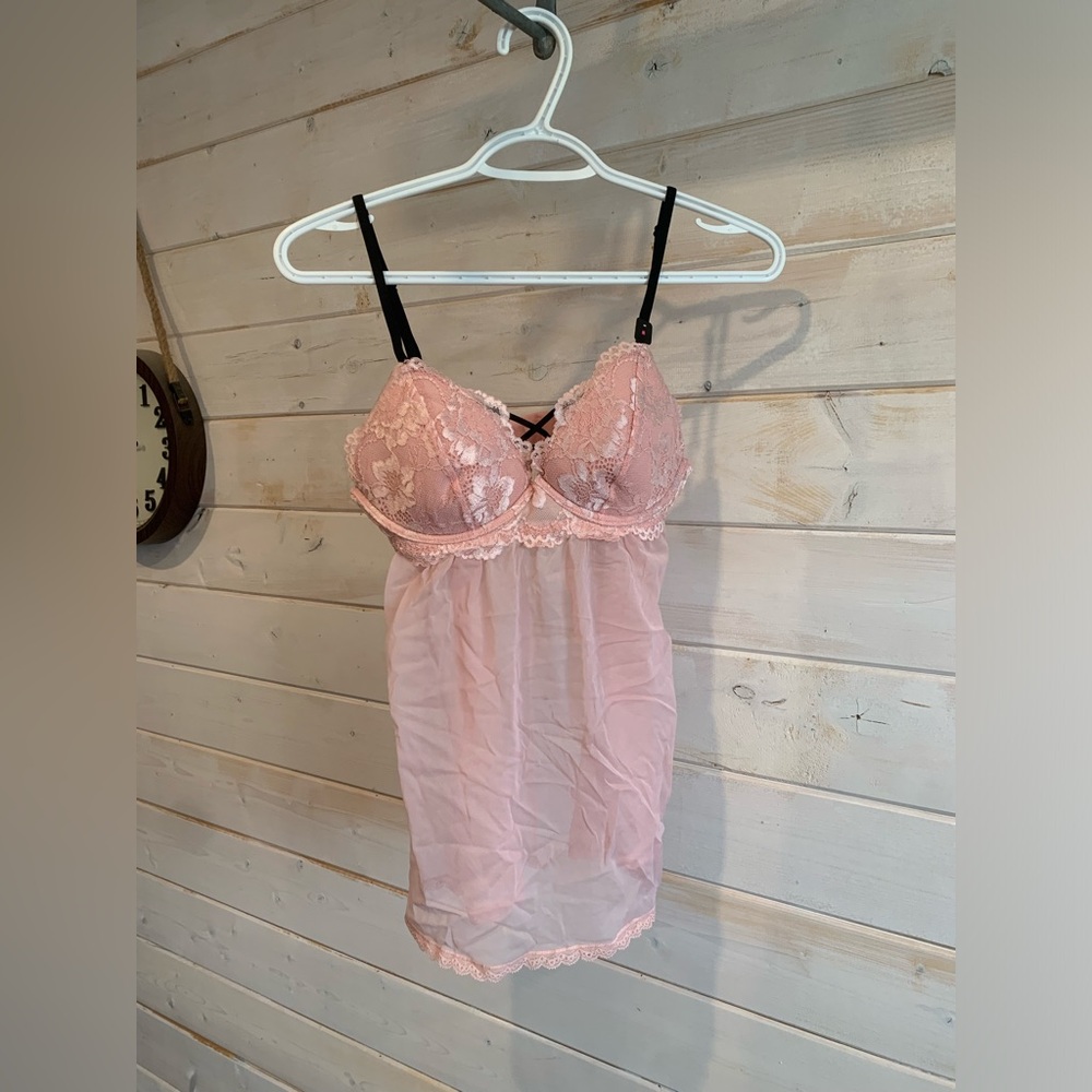 La SENZA Pink Lace & Chiffon Babydoll Chemise with Black Straps NWT
